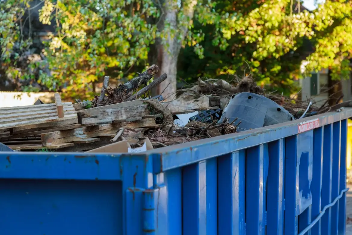 The Power of Precision: Dumpster Management with GPS 