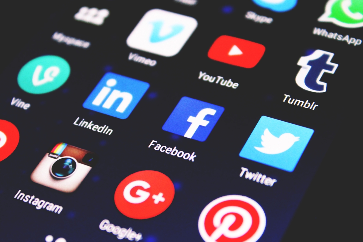 Digital Lords or Capitalist Titans? Critiquing the Techno-Feudalism Narrative – Developing Economics